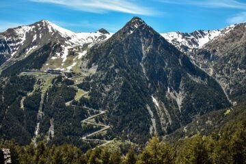 montañas en andorra